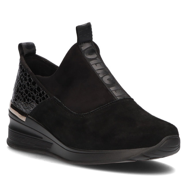 Černé kožené sneakersy Filippo DP1689/21 BK BK