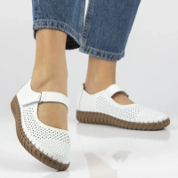 Bílé kožené polobotky Filippo DP7551/26 WH