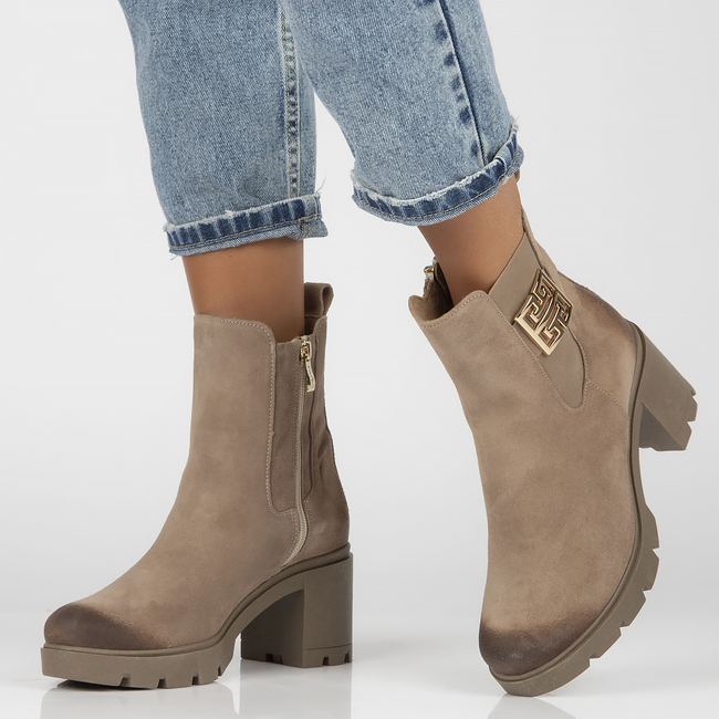 Semišové kotníkové boty Filippo 60396 Taupe