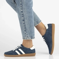 Tmavě modré kožené sneakersy Filippo DP6741/25 NV