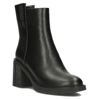 Černé kotníkové boty Filippo DBT4861/23 BK