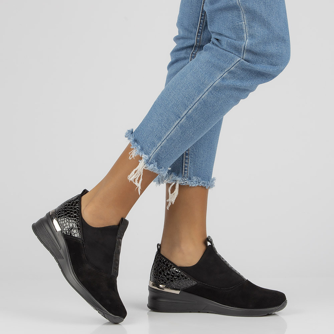 Černé kožené sneakersy Filippo DP1689/22 BK BK
