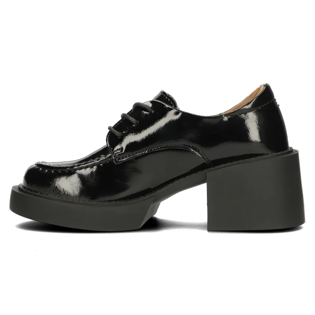 Černé kožené polobotky Filippo DP4919/23 BK L