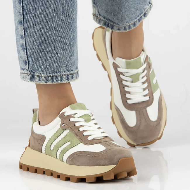 Bílo-béžové kožené sneakersy Filippo DP6743/25 WH BE