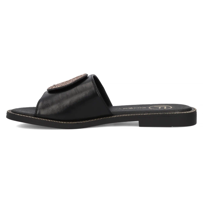 Černé pantofle Filippo DK6217/24 BK