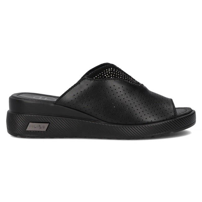 Černé kožené pantofle Filippo DK6146/24 BK