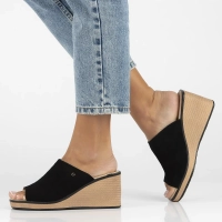Černé kožené pantofle Filippo DK6028/24 BK