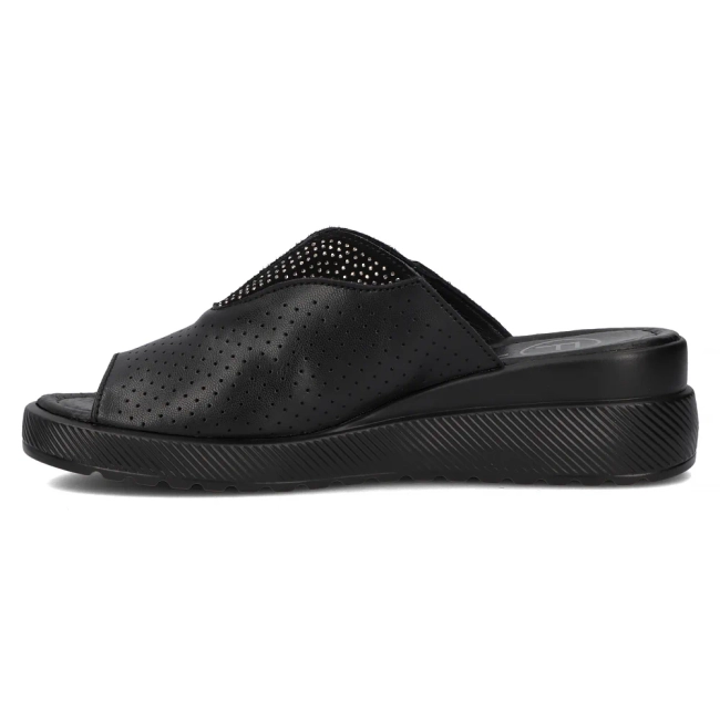 Černé kožené pantofle Filippo DK6146/24 BK