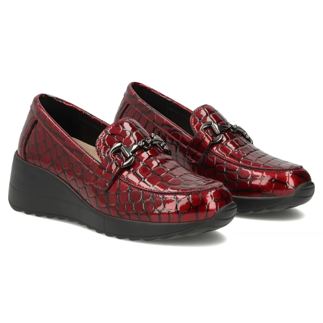 Červené kožené polobotky na klínku Filippo DP8101/26 RD