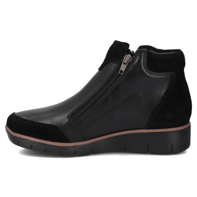Černé kožené kotníkové boty na klínku Filippo DBT3950/26 BK