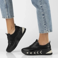 Černé kožené sneakersy Filippo DP6427/25 BK