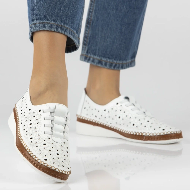 Bílé kožené polobotky Filippo DP7624/26 WH