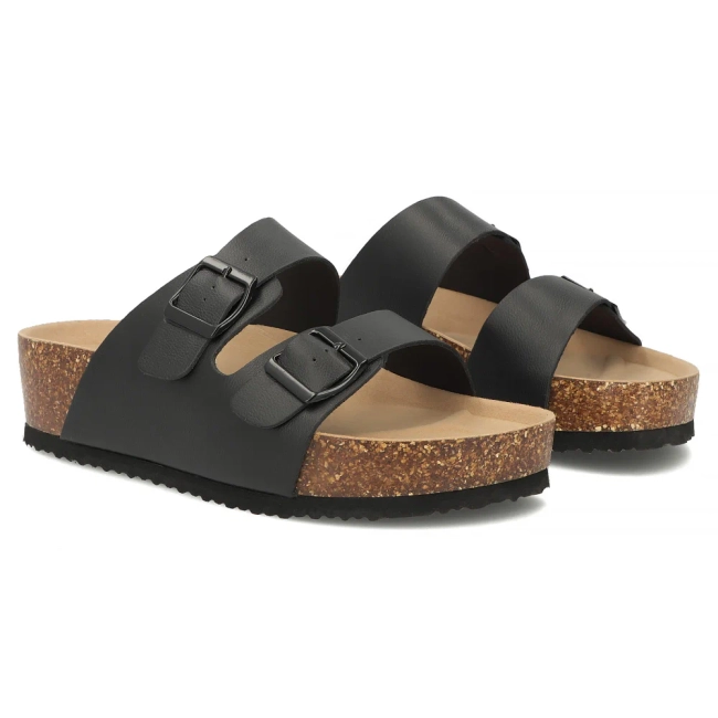 Černé kožené pantofle Filippo DK7885/26 BK